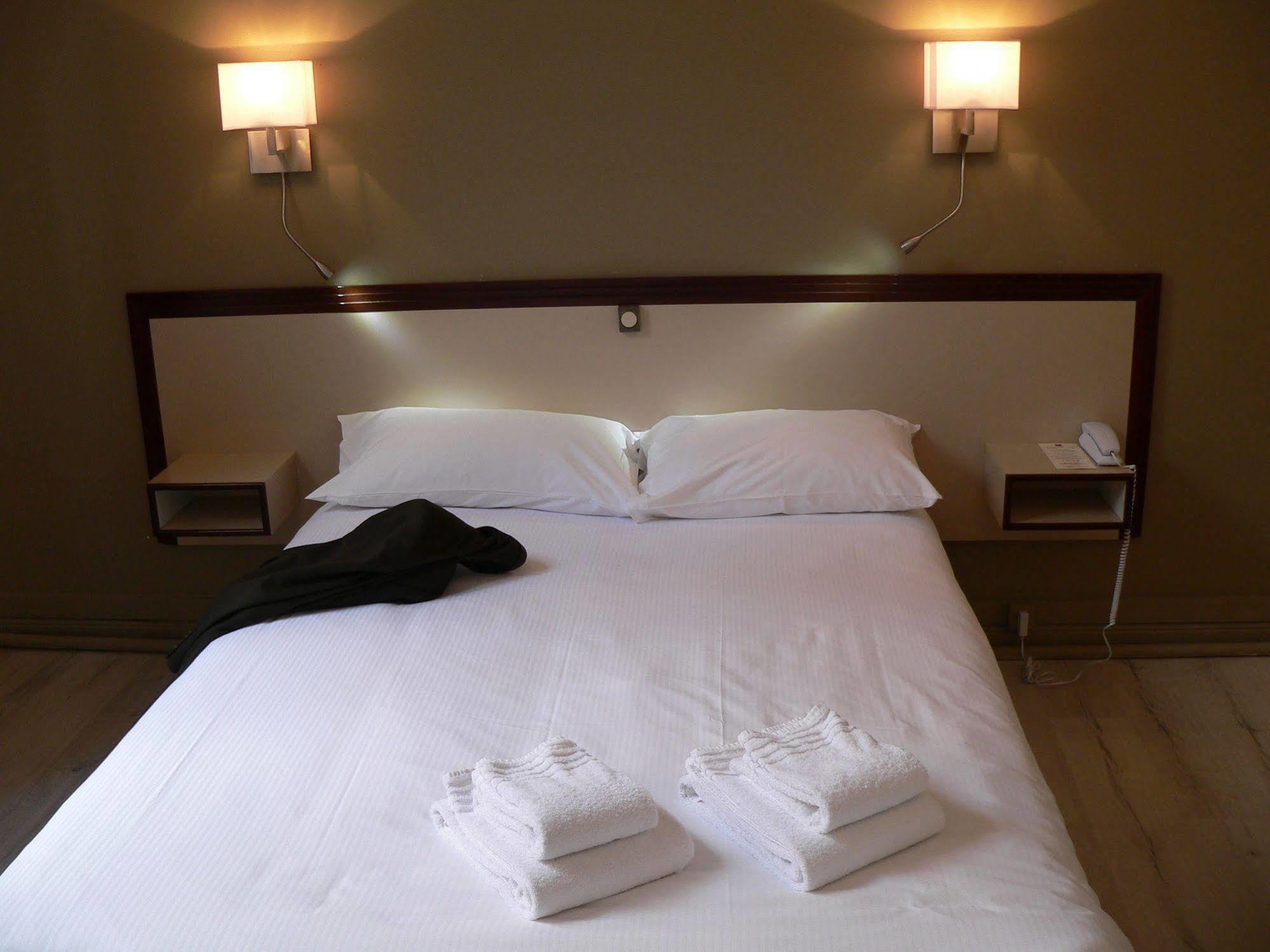 Hotel Moderne Arras Kültér fotó